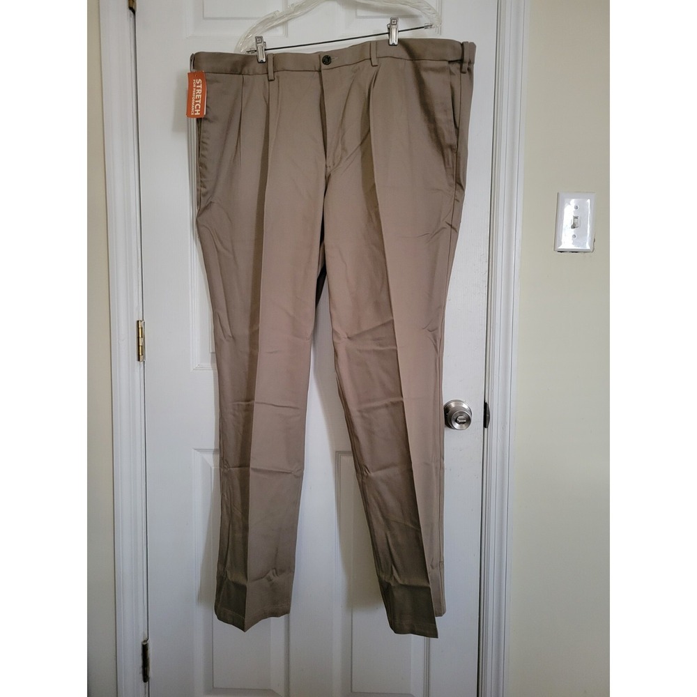 Dockers Signature Khaki Cotton Stretch Classic Fit Pleated Pants Sz: 48 X 34 NWT